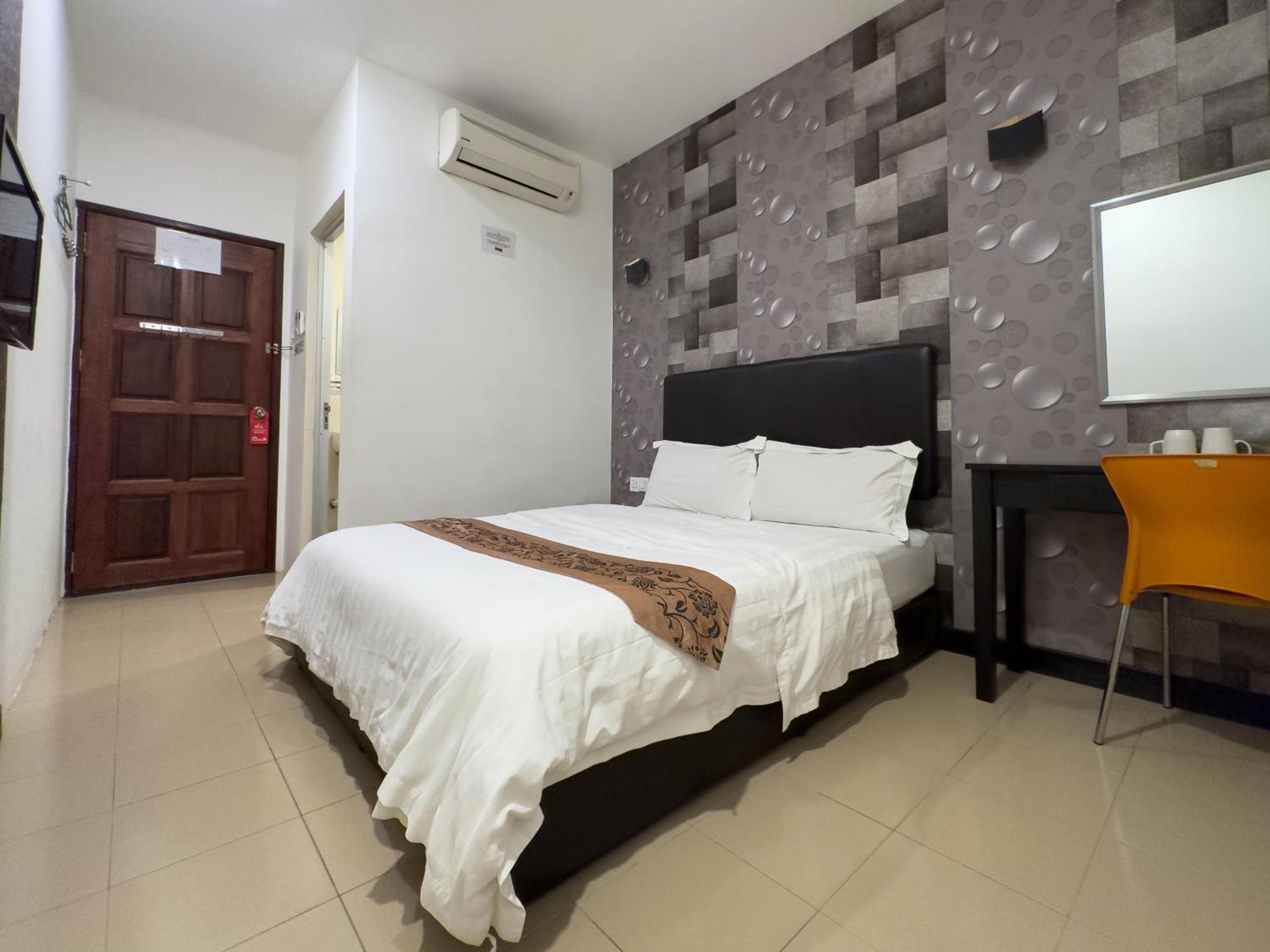 Inn Residence 18 Джордж Таун Екстериор снимка