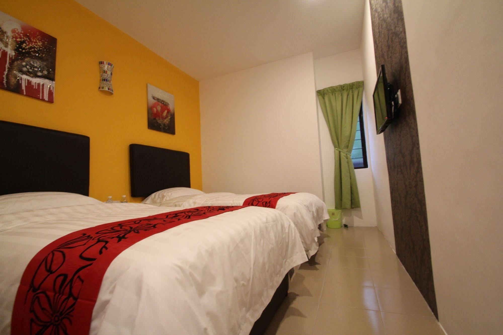Inn Residence 18 Джордж Таун Екстериор снимка
