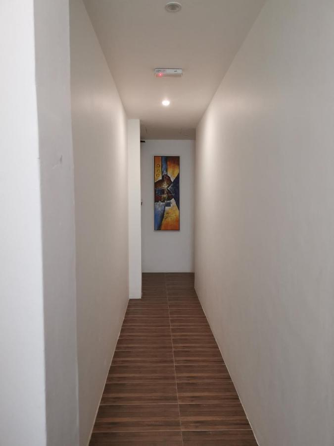 Inn Residence 18 Джордж Таун Екстериор снимка